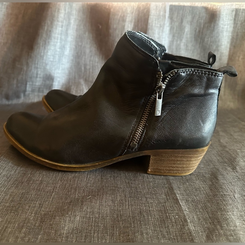Lucky Brand Basel Dark Leather Ankle Boots